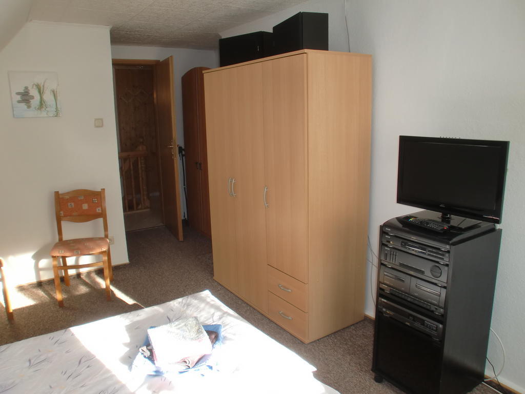 Ferienwohnung Lisa Gingst Exterior foto