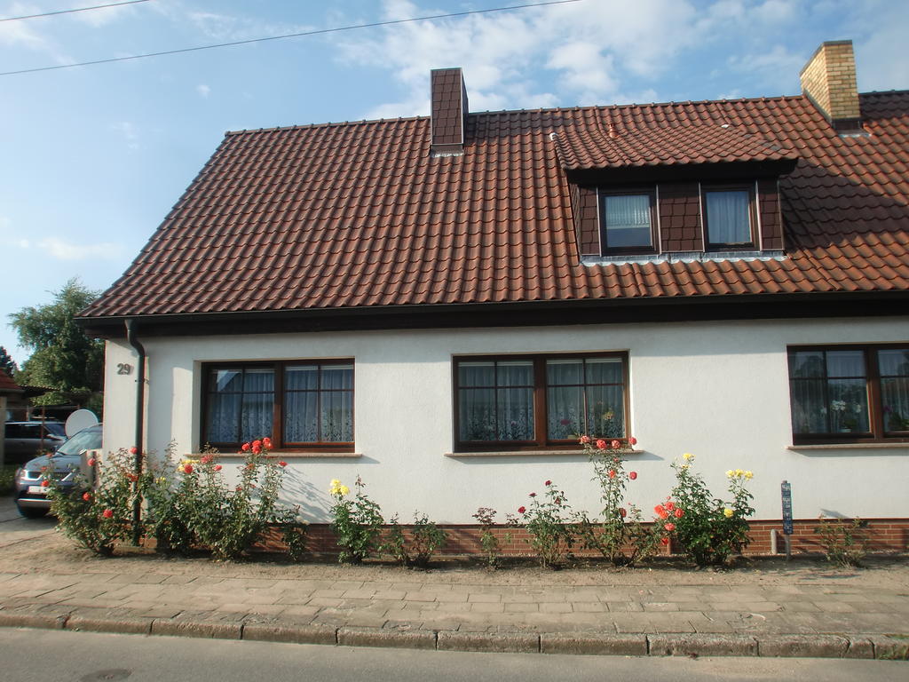 Ferienwohnung Lisa Gingst Exterior foto